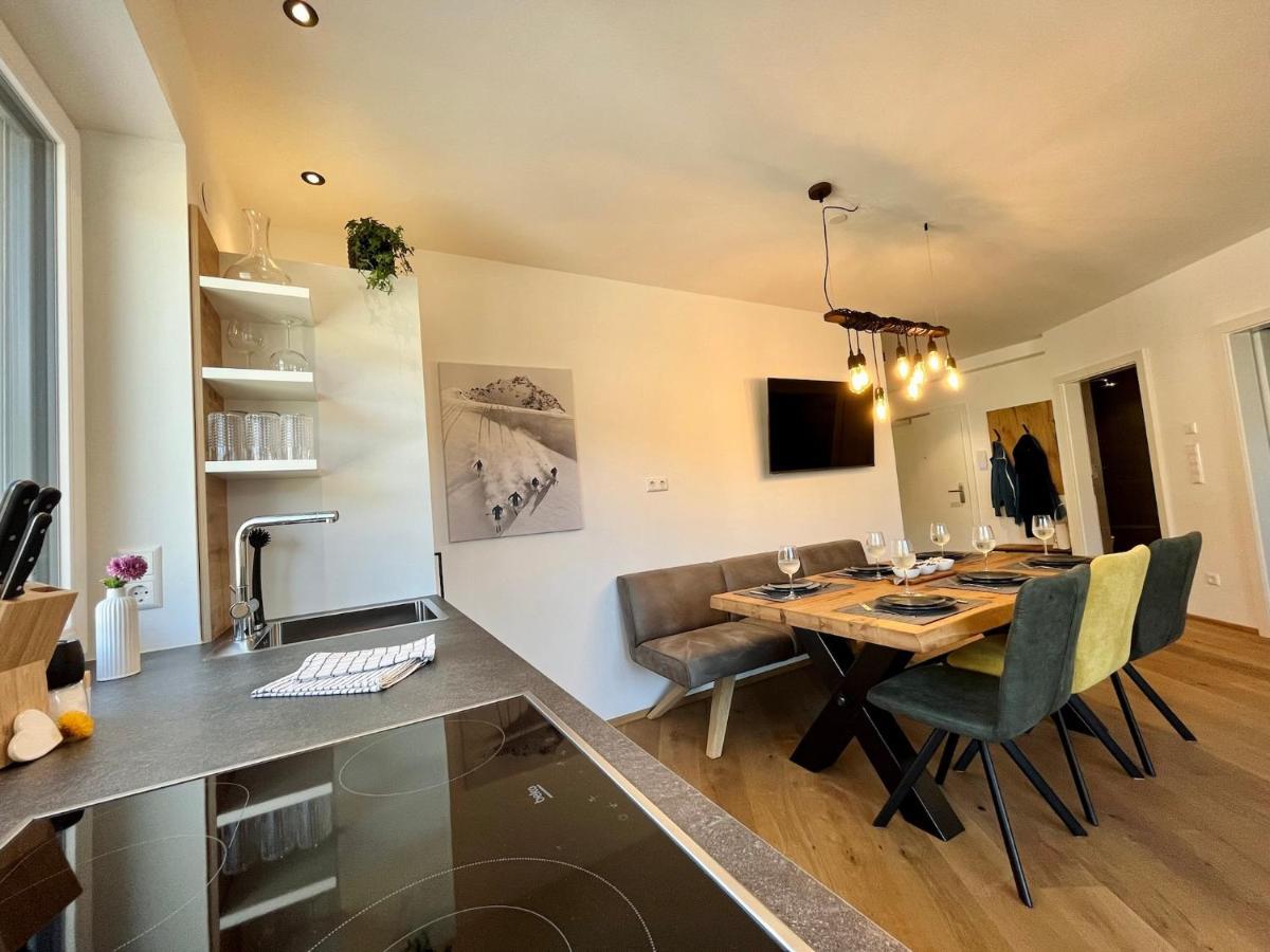 Alpin Art Appartements Grobming Exterior foto